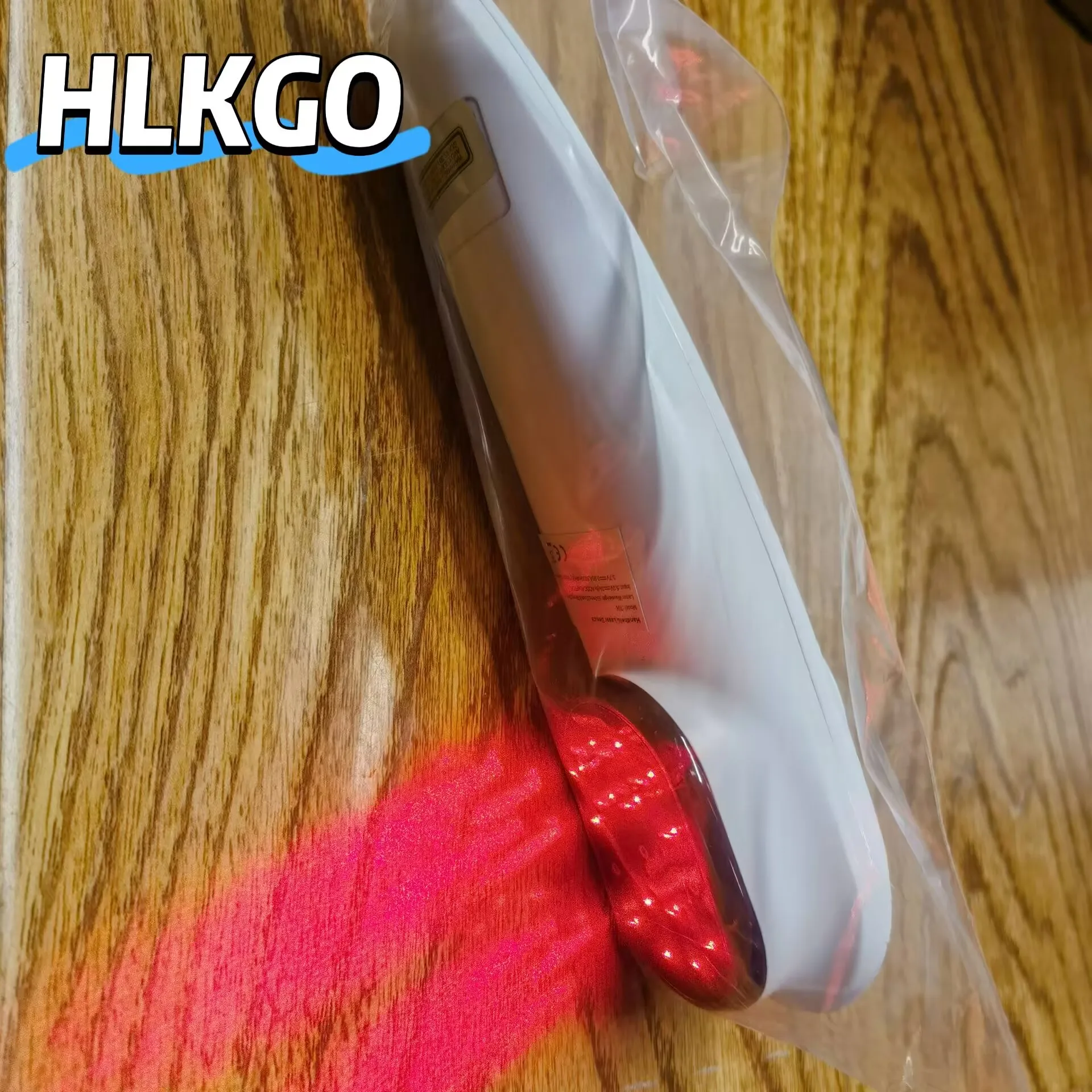 Профессиональное устройство для терапии с 17 лазерными диодами, портативное LLLT 14x650 нм и 3x808 нм для облегчения боли в мышцах суставов, невропатии и артритивов
Профессиональное устройство для терапии с 17 лазерными диодами, портативное LLLT 14x650 нм и 3x808 нм для облегчения боли в мышцах суставов, невропатии и артритивов