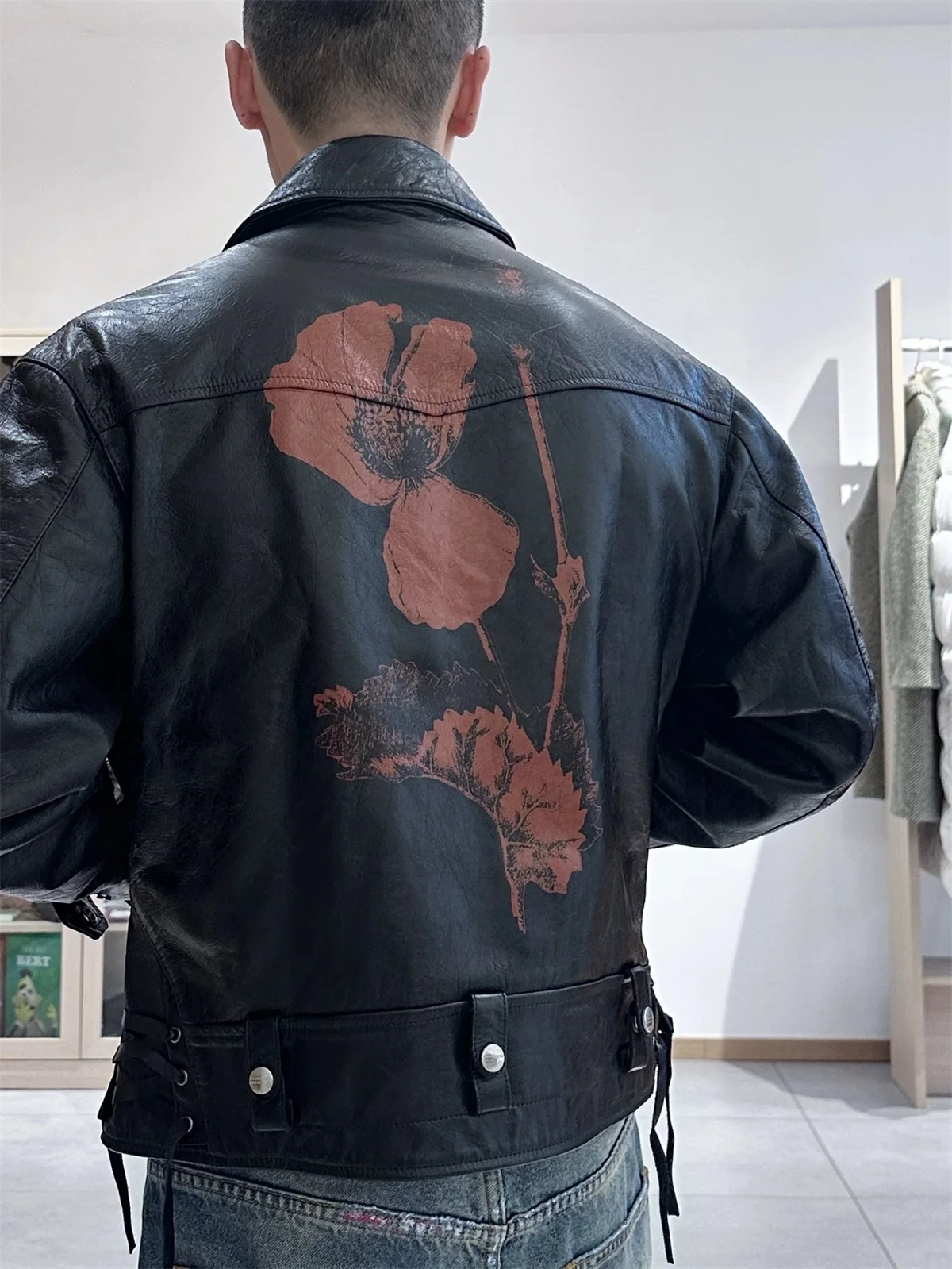 Limited Edition Enfants Riches DPRims Leather Jaet Floral Pilot Coat Men Women Casual Windproof Water-resistant Fce Lined
Limited Edition Enfants Riches DPRims Leather Jaet Floral Pilot Coat Men Women Casual Windproof Water-resistant Fce Lined