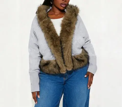 Autumn and Winter Solid Color Fur Collar Patchwork Hooded Short Jacket for Women's Casual Personality Short Sleeved Jacket
Autumn and Winter Solid Color Fur Collar Patchwork Hooded Short Jacket for Women's Casual Personality Short Sleeved Jacket