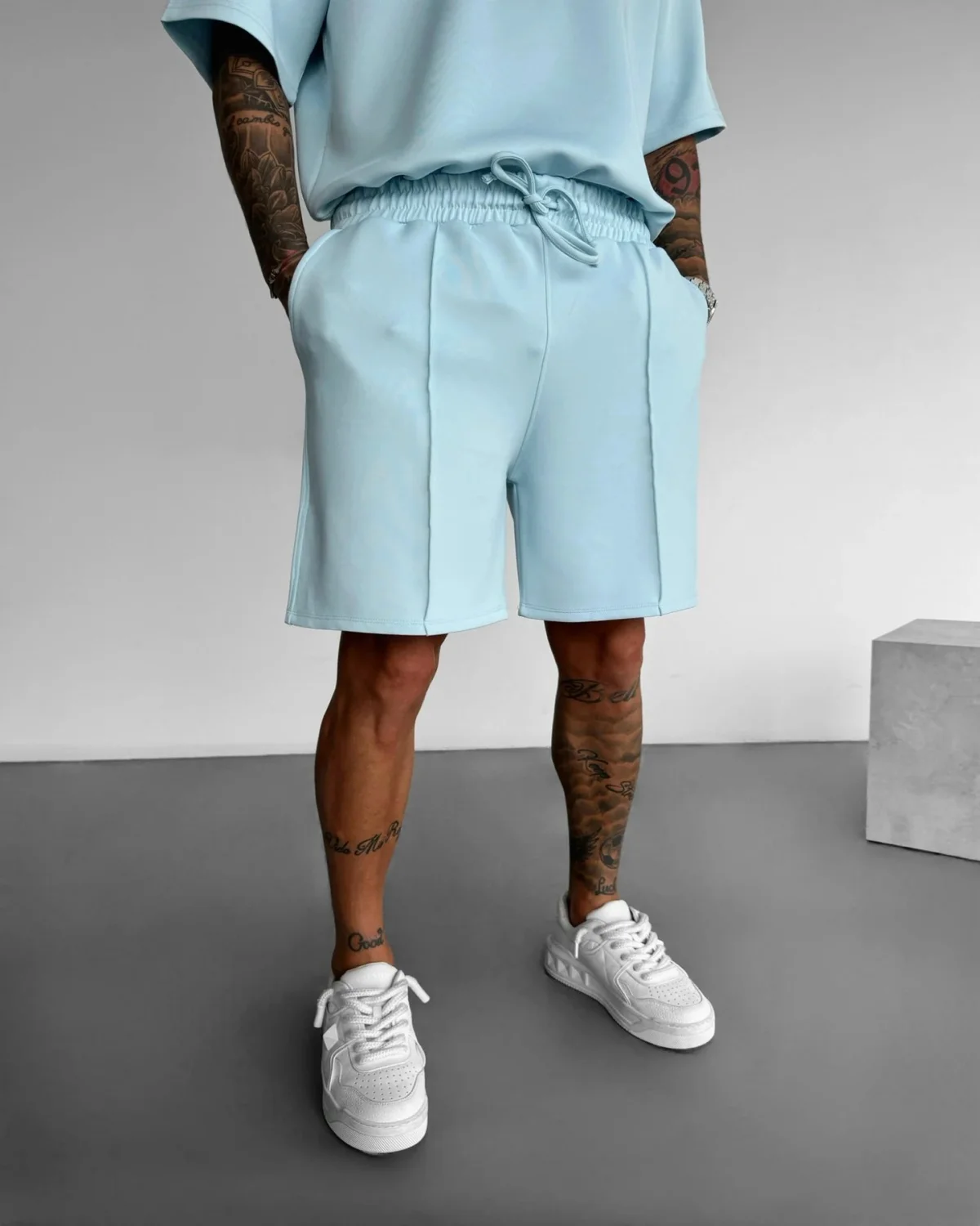 Summer fitness sports pants Men's casual outdoor exercise fashion hip hop elastic breathable loose shorts Fashion dress shorts
Summer fitness sports pants Men's casual outdoor exercise fashion hip hop elastic breathable loose shorts Fashion dress shorts