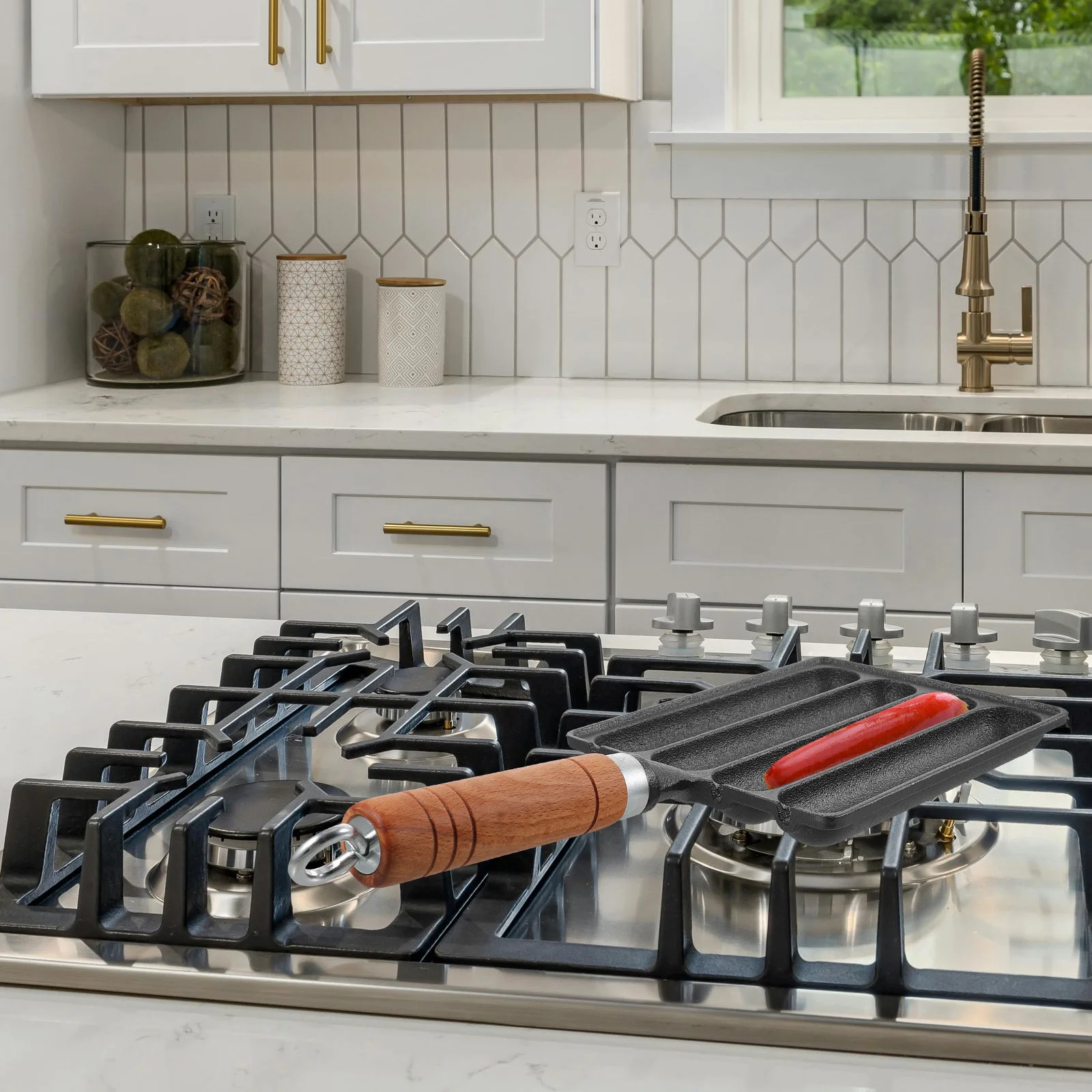 4 Slot Sausage Pot Iron Non-Stick Cooking Pan for Baking Steaming Hot Dogs Grilled Mold Tool Outdoor Bbq Party Supply
4 Slot Sausage Pot Iron Non-Stick Cooking Pan for Baking Steaming Hot Dogs Grilled Mold Tool Outdoor Bbq Party Supply