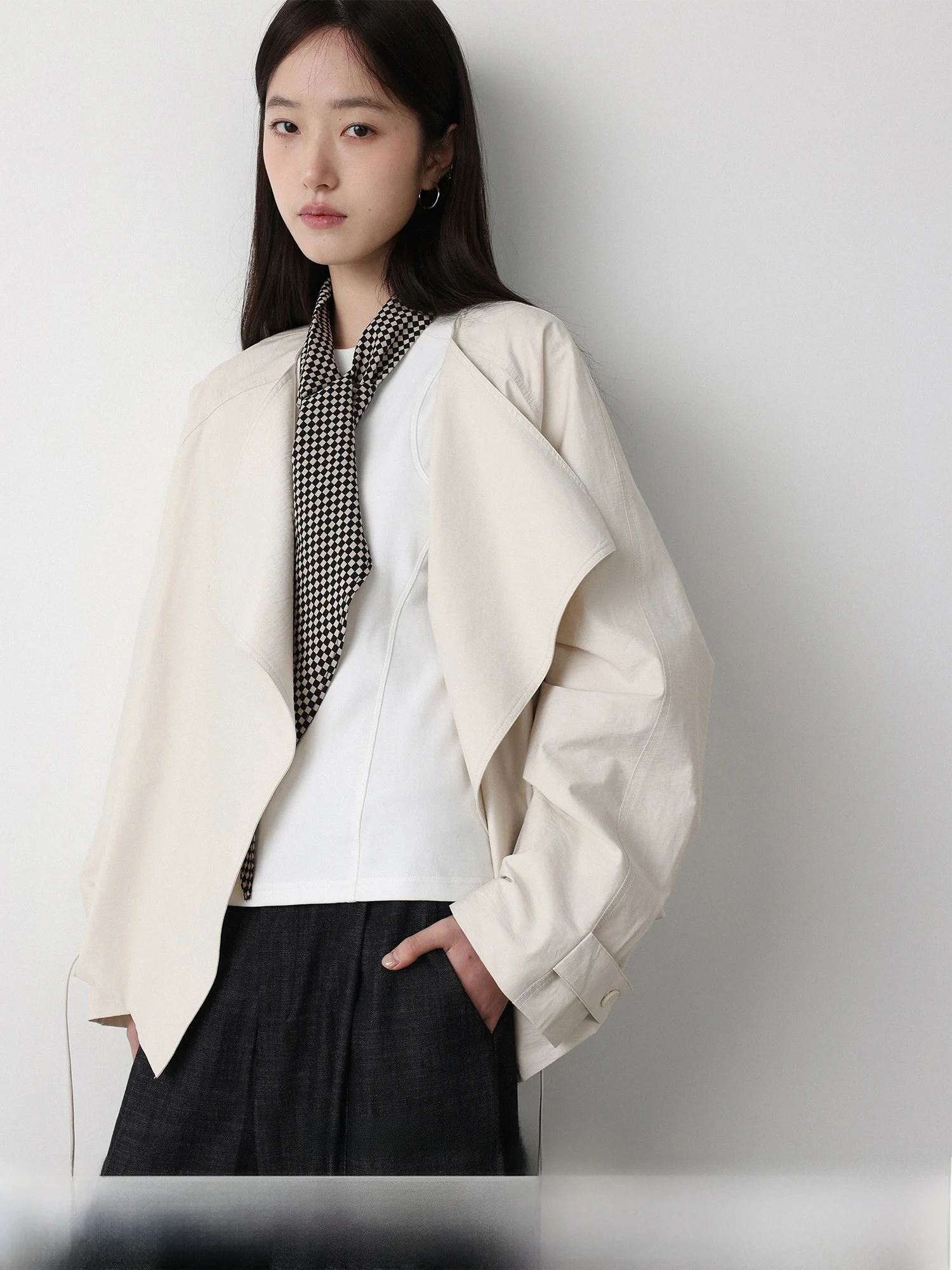 LowCalorie Spring Encounter Geometric Trim Irregular Collar Early Spring Short Coat Jacket Women's Long Sleeve Cotton Nylon
LowCalorie Spring Encounter Geometric Trim Irregular Collar Early Spring Short Coat Jacket Women's Long Sleeve Cotton Nylon