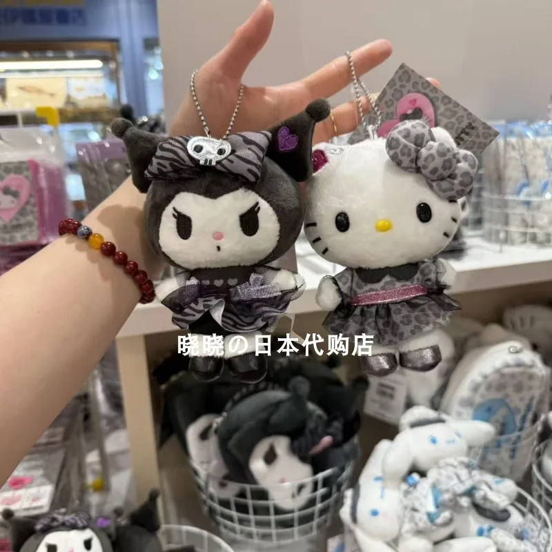 Новое поступление, оригинальный японский Sanrio серо-белый леопардовый принт серии брелок Kitty Kuromi Cinnamoroll плюшевая кукла Kawaii кулон
Новое поступление, оригинальный японский Sanrio серо-белый леопардовый принт серии брелок Kitty Kuromi Cinnamoroll плюшевая кукла Kawaii кулон