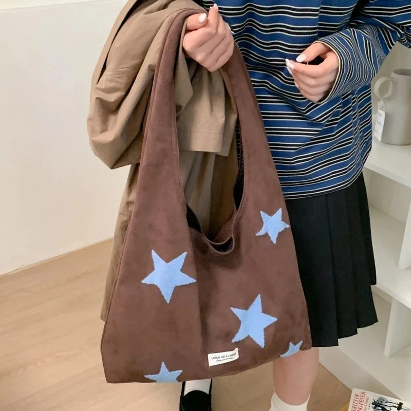 Большая вместительная сумка через плечо для женщин, новая зимняя шикарная универсальная сумка для покупок, студенческая сумка для поездок на работу, праздничный подарок
Большая вместительная сумка через плечо для женщин, новая зимняя шикарная универсальная сумка для покупок, студенческая сумка для поездок на работу, праздничный подарок