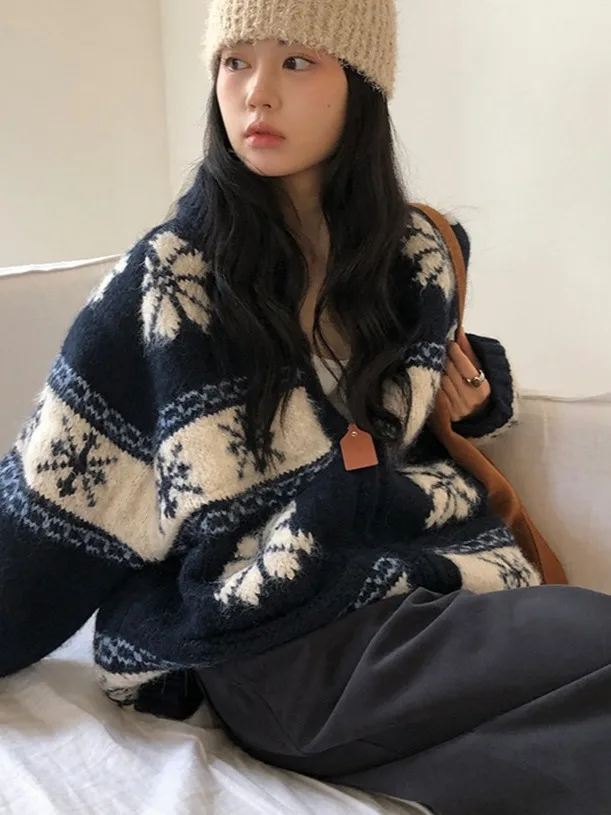 Cisas Aosphere Vintage Knitted Open Cardigan Loose Warm Sweater Coat for Women Autumn Winter Casual Sle Long Sve
Cisas Aosphere Vintage Knitted Open Cardigan Loose Warm Sweater Coat for Women Autumn Winter Casual Sle Long Sve