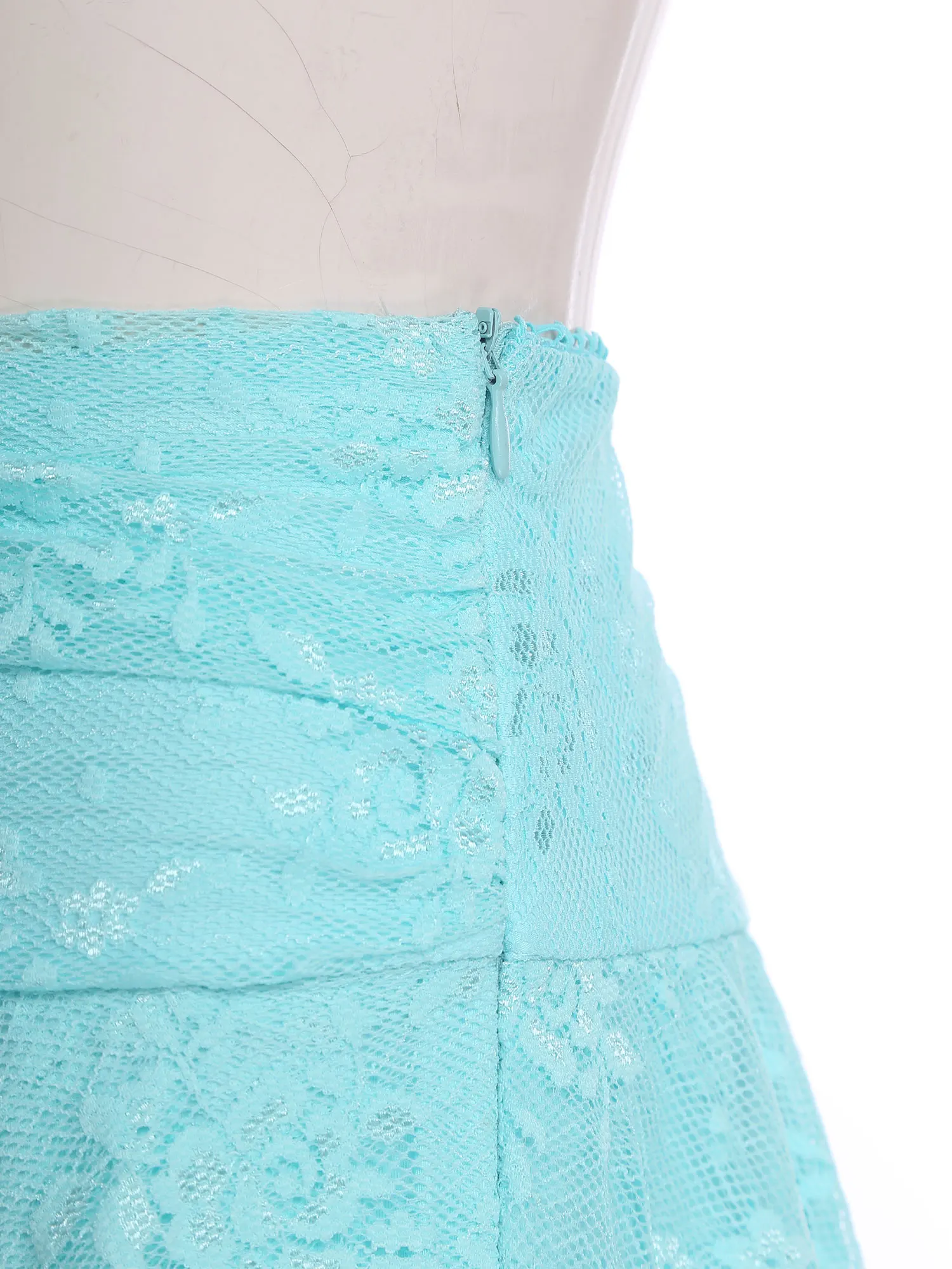 Women Stylish Floral Lace Tiered Miniskirt Sweet Ruched Ruffled Layered Culottes Side Zipper Skorts Skirt Daily Party Streetwear
Women Stylish Floral Lace Tiered Miniskirt Sweet Ruched Ruffled Layered Culottes Side Zipper Skorts Skirt Daily Party Streetwear
