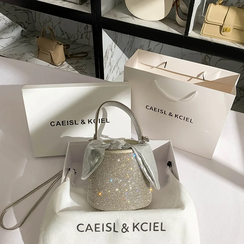 Women Handbag Glitter Bucket Bag Crystal Shiny Rhinestone Diamond Evening Bag Wedding Party Clutch Purse Shoulder Crossbody Bag
Women Handbag Glitter Bucket Bag Crystal Shiny Rhinestone Diamond Evening Bag Wedding Party Clutch Purse Shoulder Crossbody Bag