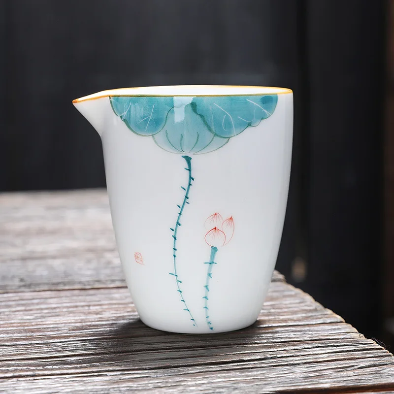 Tea Distributor Filter Distributor Hand Painted Lotus Tea Dispenser White Porcelain Sea Ceramic Ceremony Accessories Fair Cup
Tea Distributor Filter Distributor Hand Painted Lotus Tea Dispenser White Porcelain Sea Ceramic Ceremony Accessories Fair Cup