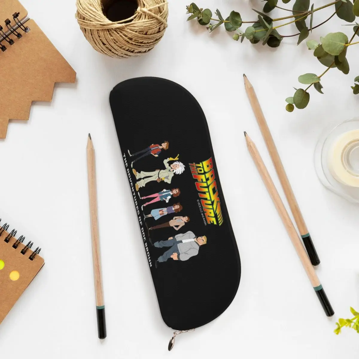 Ретро пенал «Назад в будущее» для хранения канцелярских принадлежностей, большая вместительная коробка для ручек, сумка-карандаш для мальчиков и девочек
Ретро пенал «Назад в будущее» для хранения канцелярских принадлежностей, большая вместительная коробка для ручек, сумка-карандаш для мальчиков и девочек