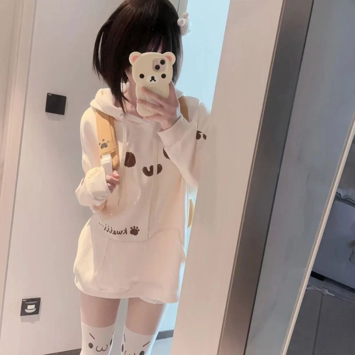 White Cartoon Japanese Y2k Cat Print Hoodies Harajuku Drawstring Sweatshirts Charm Apricot Kawaii Pockets Women's Oversized Top
White Cartoon Japanese Y2k Cat Print Hoodies Harajuku Drawstring Sweatshirts Charm Apricot Kawaii Pockets Women's Oversized Top