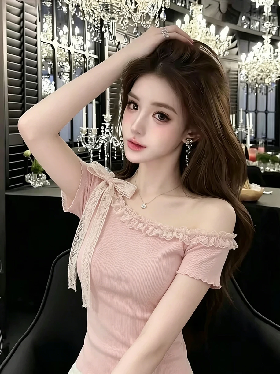 Pink Knot Tie Short Sleeve Knitted Top Women's Summer Unique Beautiful Lace Shoulder Bared Fashion Korean Style
Pink Knot Tie Short Sleeve Knitted Top Women's Summer Unique Beautiful Lace Shoulder Bared Fashion Korean Style