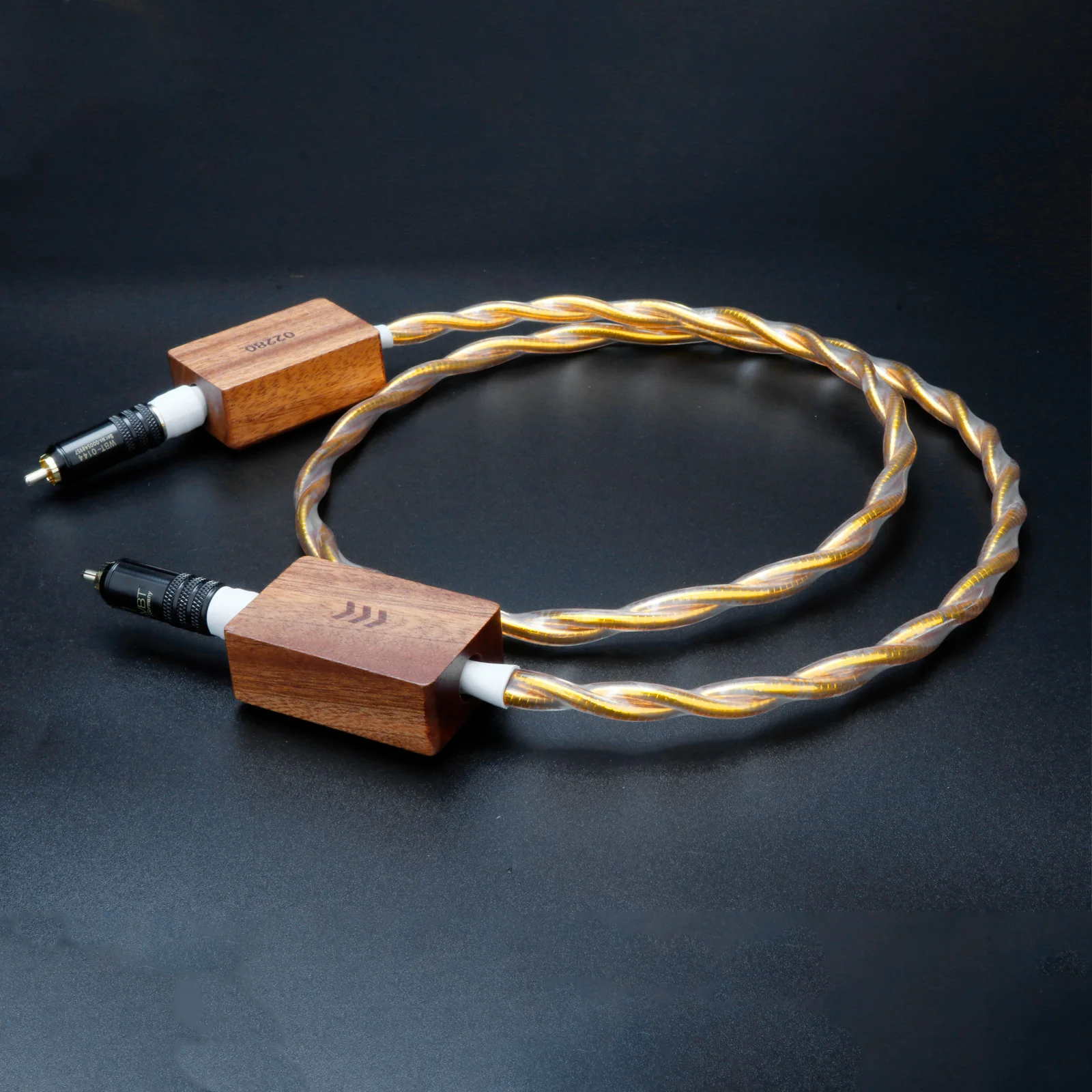 Nordost Rca cable odin 2 75Ohm Gold Digital Coaxial audio cable AES Wire Decoder Amplifier Digital subwoofer Cable Rca
Nordost Rca cable odin 2 75Ohm Gold Digital Coaxial audio cable AES Wire Decoder Amplifier Digital subwoofer Cable Rca