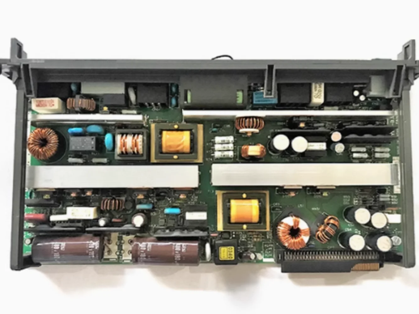 A16B-1212-0871 для печатной платы
A16B-1212-0871 для печатной платы
