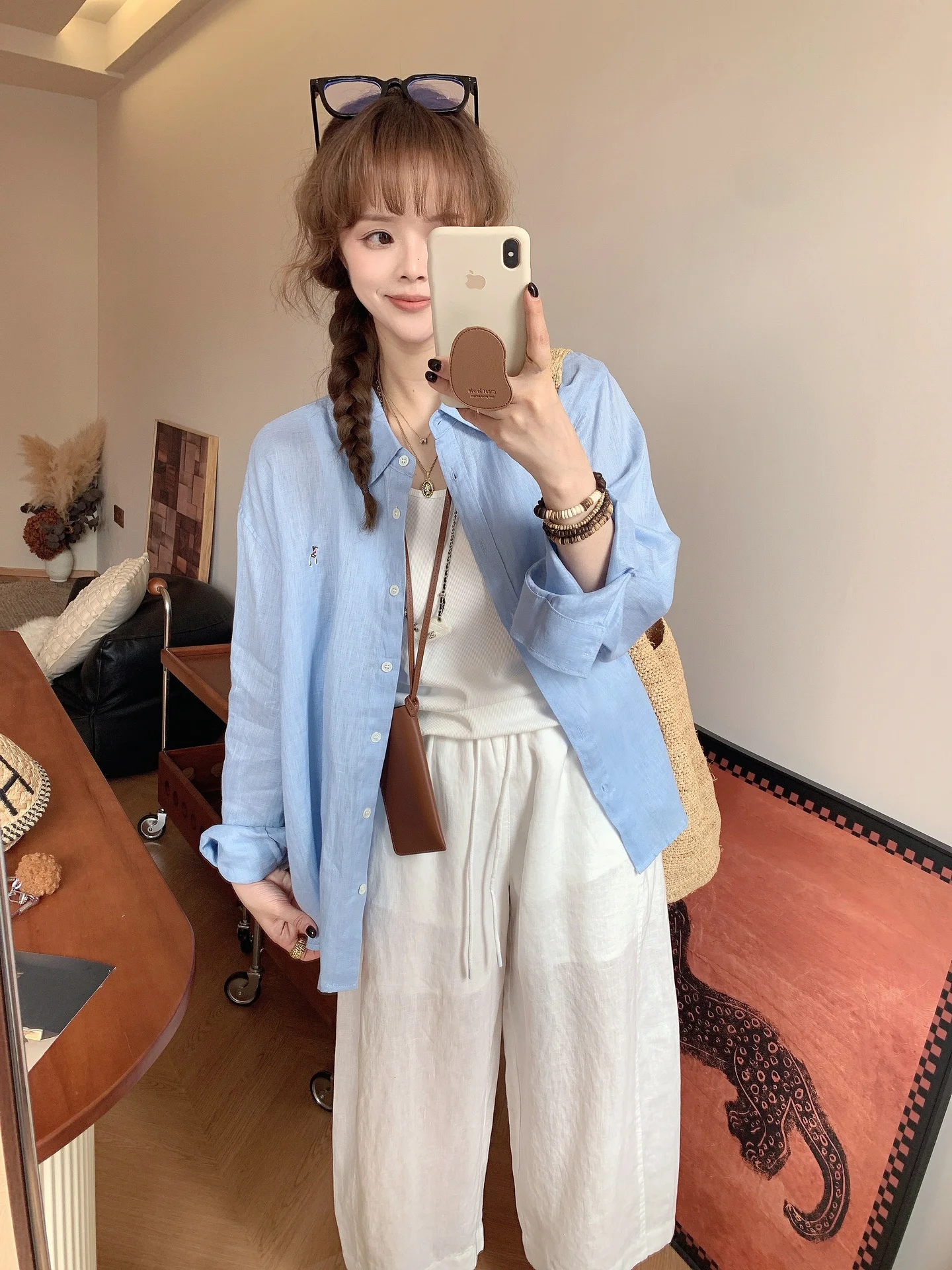 Spring Summer New Style Pure Linen Long Sleeve Embroidered Casual Women's Shirt Sun Protection Top Breathable Loose Fit
Spring Summer New Style Pure Linen Long Sleeve Embroidered Casual Women's Shirt Sun Protection Top Breathable Loose Fit