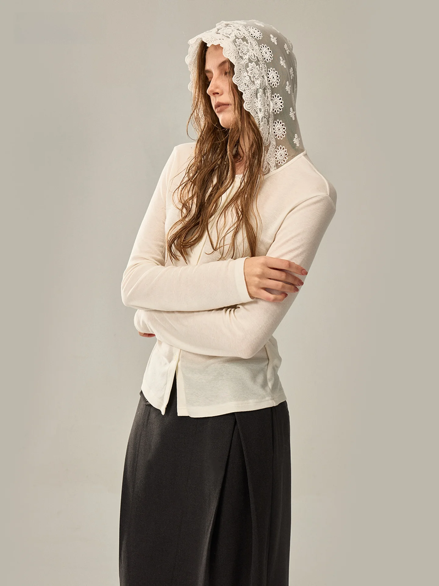 SukiBySuki Повседневный вязаный кардиган с длинными рукавами, на пуговицах, с кружевными вставками и капюшоном, из мягкой дышащей смесовой шерсти Lenzing для женщин
SukiBySuki Повседневный вязаный кардиган с длинными рукавами, на пуговицах, с кружевными вставками и капюшоном, из мягкой дышащей смесовой шерсти Lenzing для женщин