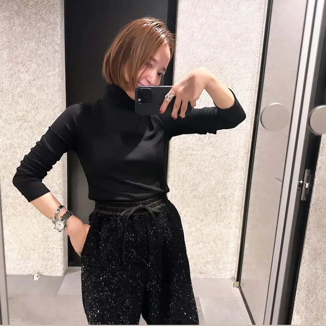 Gagarich Japanese Autumn Winter Simple High Neck Pullover Backless T-shirt Loose Soft Friendly Warm Top Women Knitted Sweater
Gagarich Japanese Autumn Winter Simple High Neck Pullover Backless T-shirt Loose Soft Friendly Warm Top Women Knitted Sweater