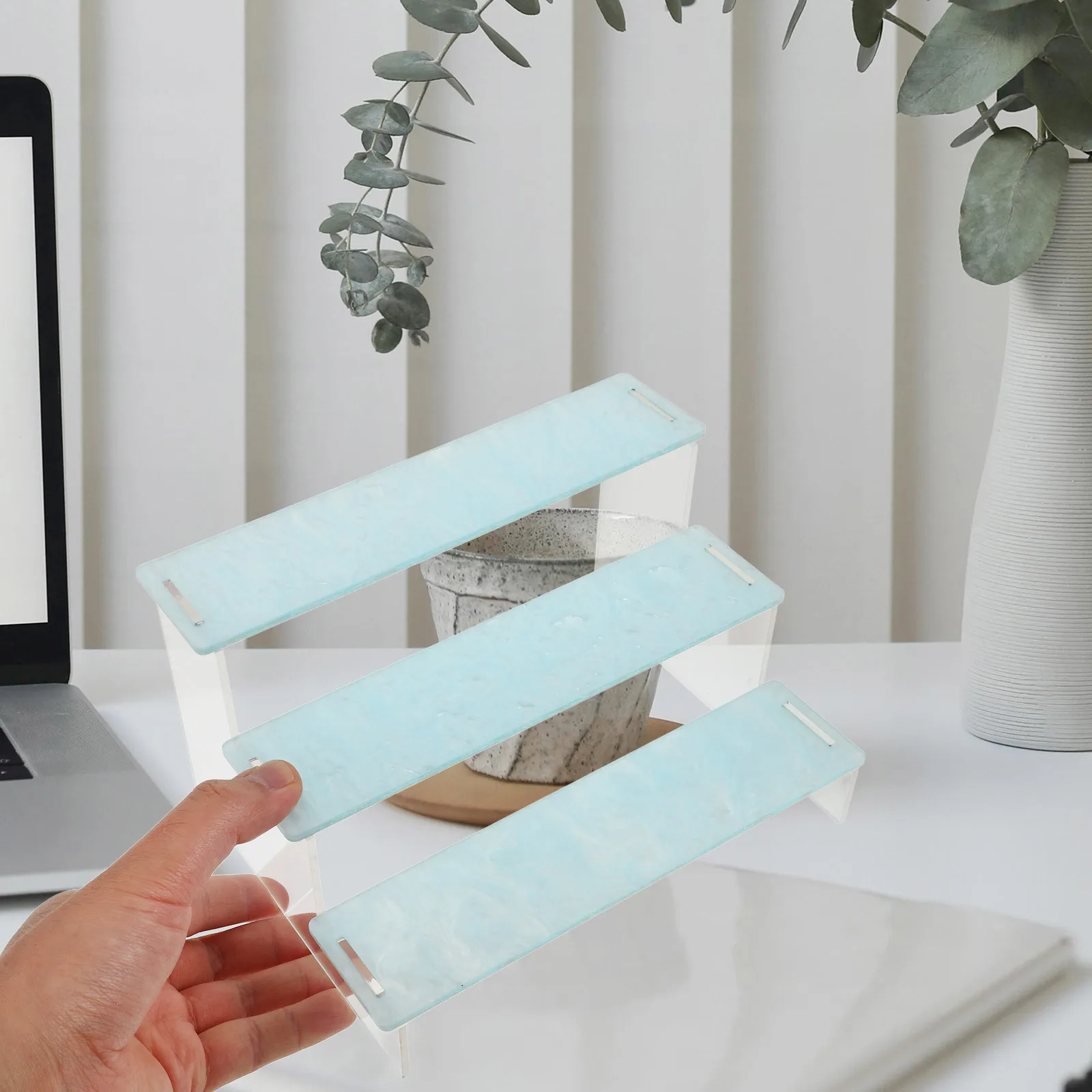 2pcs Acrylic Storage Rack 3-Tier Clear Display Stand For Figurines Models Collection Organizer Desktop Shelf Craft Holder
2pcs Acrylic Storage Rack 3-Tier Clear Display Stand For Figurines Models Collection Organizer Desktop Shelf Craft Holder