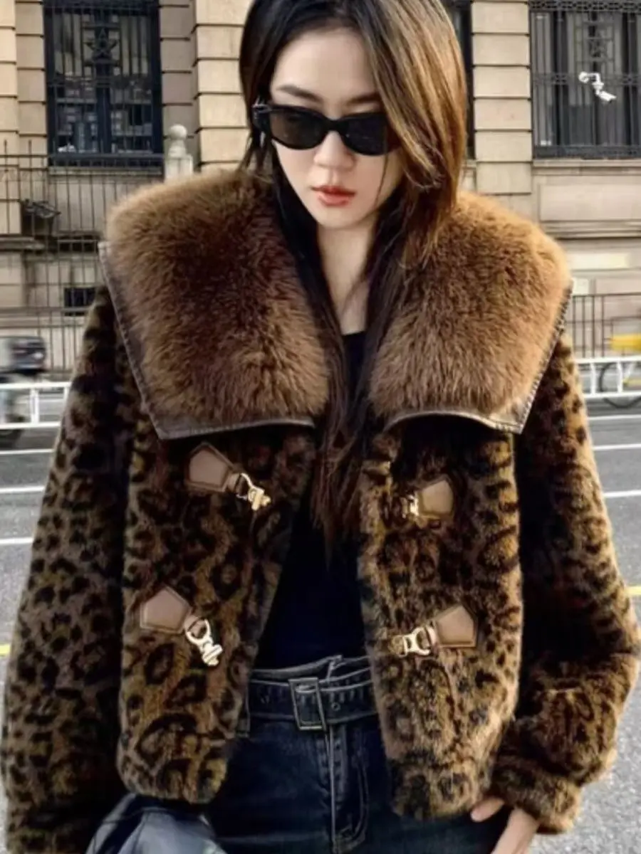 2025 New ort Women's Thiened Faux Fur Coat Leopard Print Warm Casual Sle Stand Version ort Outerwear
2025 New ort Women's Thiened Faux Fur Coat Leopard Print Warm Casual Sle Stand Version ort Outerwear