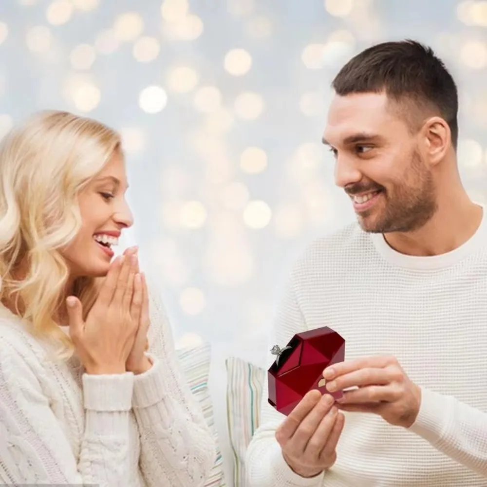 New Heart Shaped Diamond Ring Box Automatic Pop-up Portable Jewelry Storage Display Case Jewelry Box Proposal Surprise
New Heart Shaped Diamond Ring Box Automatic Pop-up Portable Jewelry Storage Display Case Jewelry Box Proposal Surprise