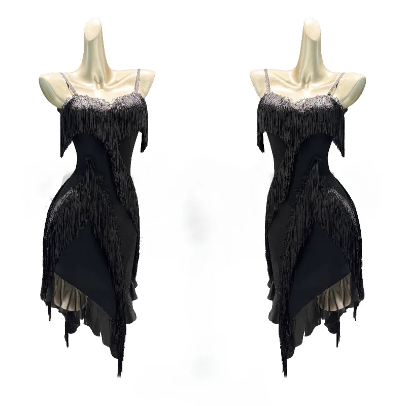New fashionable style Latin dance dress, women's professional training suit, mesh, girls' social dance, irregular tassel group
New fashionable style Latin dance dress, women's professional training suit, mesh, girls' social dance, irregular tassel group