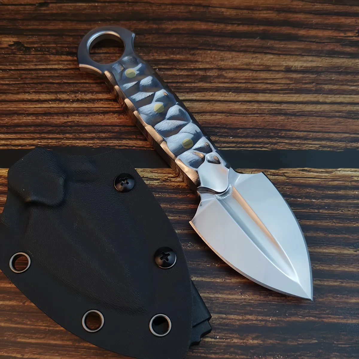 1PC VG10 Stainless Steel Knife - Exceptionally Sharp & Durable - Multi-Purpose for Kitchen & Fruit - Premium Quality
1PC VG10 Stainless Steel Knife - Exceptionally Sharp & Durable - Multi-Purpose for Kitchen & Fruit - Premium Quality
