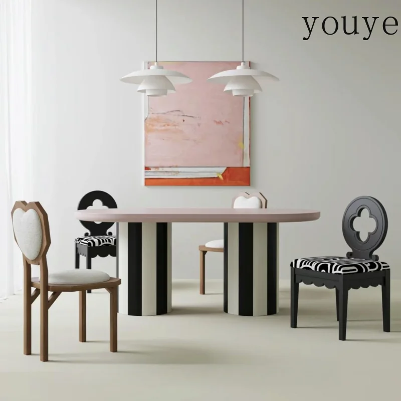 Nordic medieval dining table creative fashion negotiation table oval pink simple designer French retro meeting table
Nordic medieval dining table creative fashion negotiation table oval pink simple designer French retro meeting table