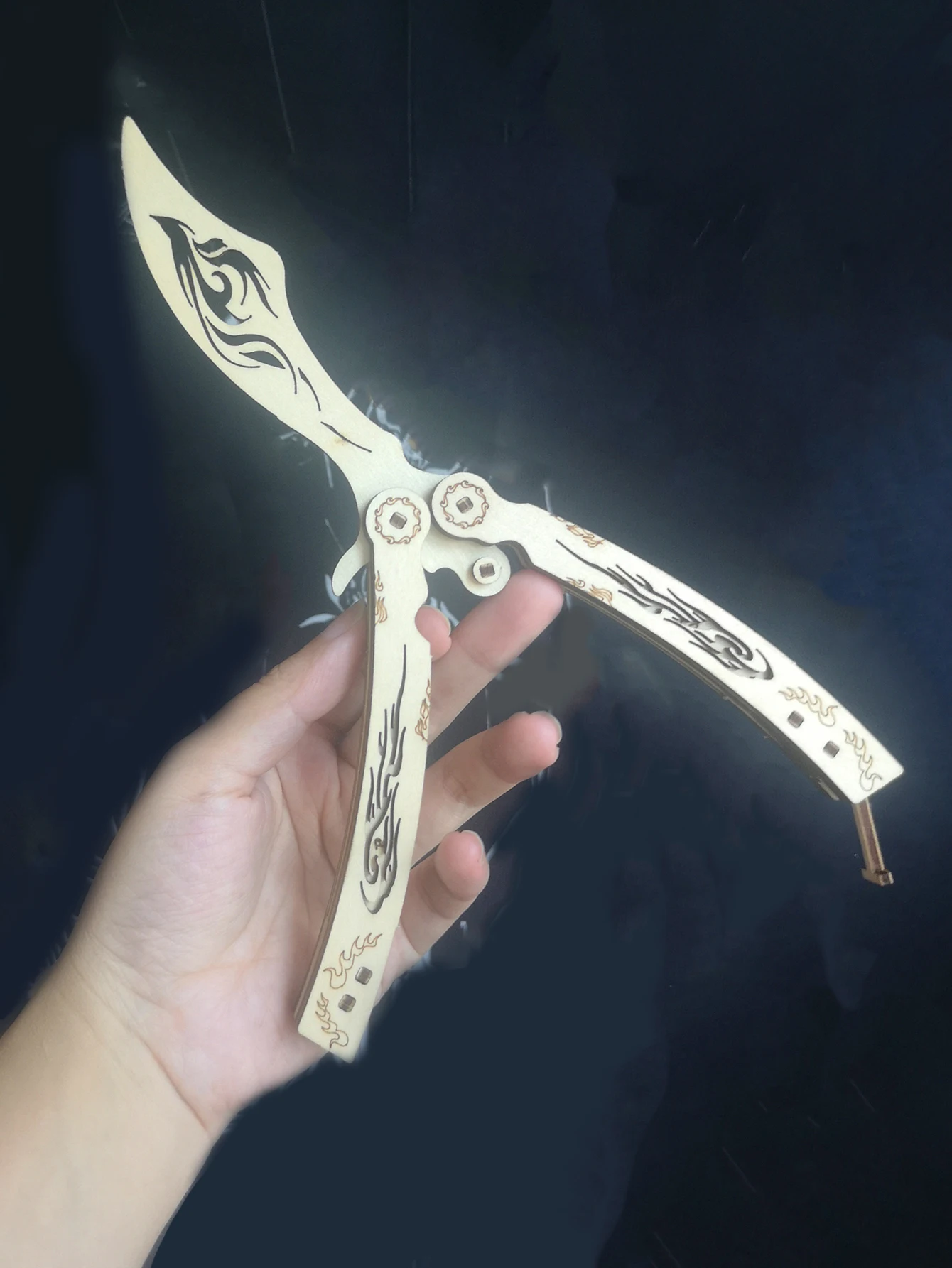3D Wooden Puzzles Fire Phoenix Butterfly Knife Model Kits Catapult Saber 3D Stereo Diy Handmade Boys Birthday Gift,Age 14+
3D Wooden Puzzles Fire Phoenix Butterfly Knife Model Kits Catapult Saber 3D Stereo Diy Handmade Boys Birthday Gift,Age 14+