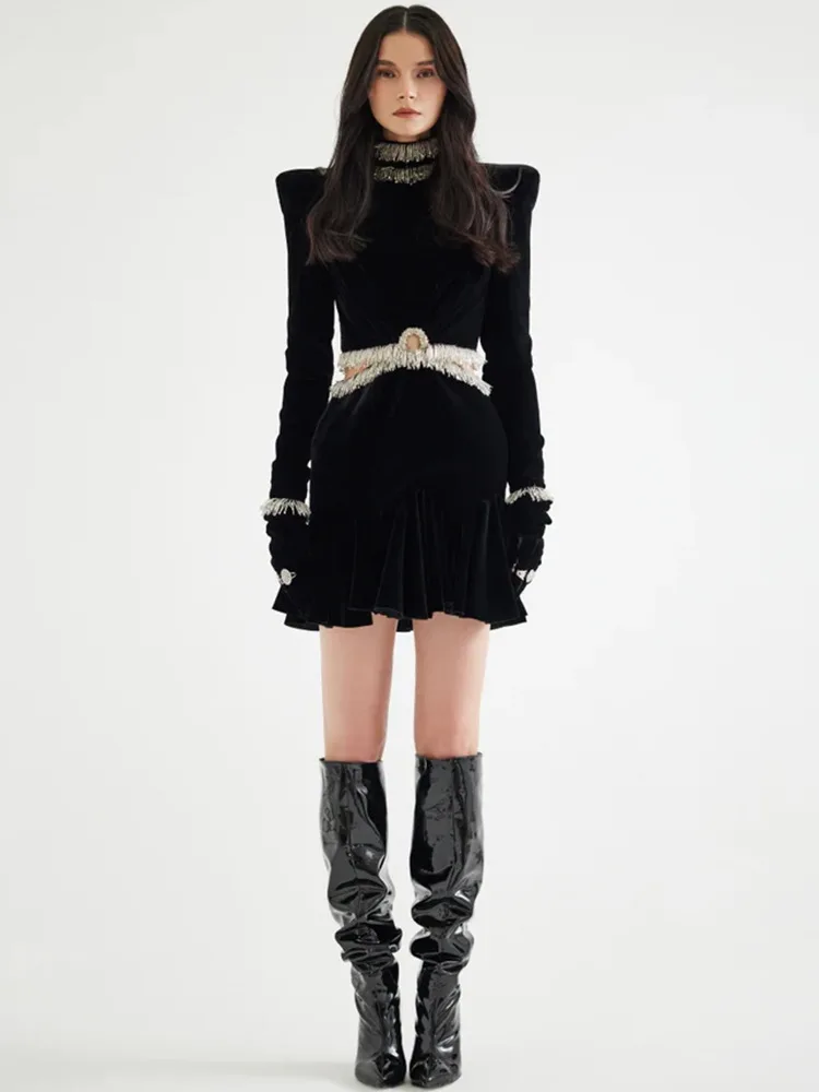 HIGH STREET 2025 Newest Fashion Designer Dresses Women's Long Sleeve Beaded velvet Hollow Out Dress
HIGH STREET 2025 Newest Fashion Designer Dresses Women's Long Sleeve Beaded velvet Hollow Out Dress