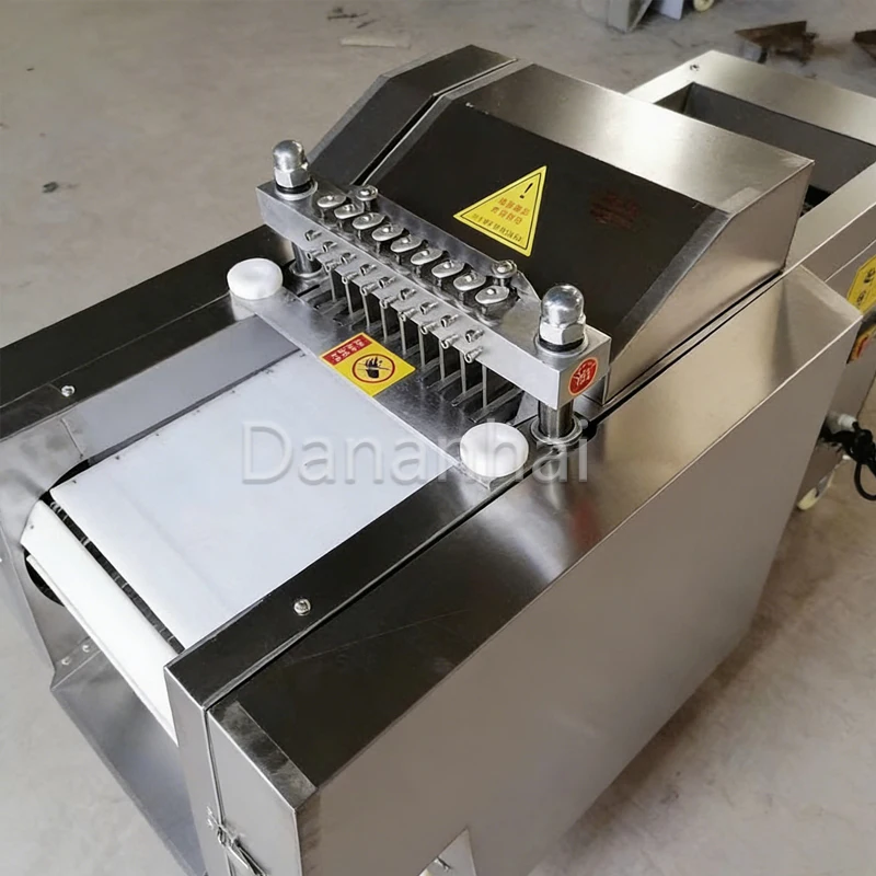 Полностью автоматическая машина для нарезки кубиками говядины и курицы, измельчитель крупных костей, оборудование для нарезки свежего мяса
Полностью автоматическая машина для нарезки кубиками говядины и курицы, измельчитель крупных костей, оборудование для нарезки свежего мяса