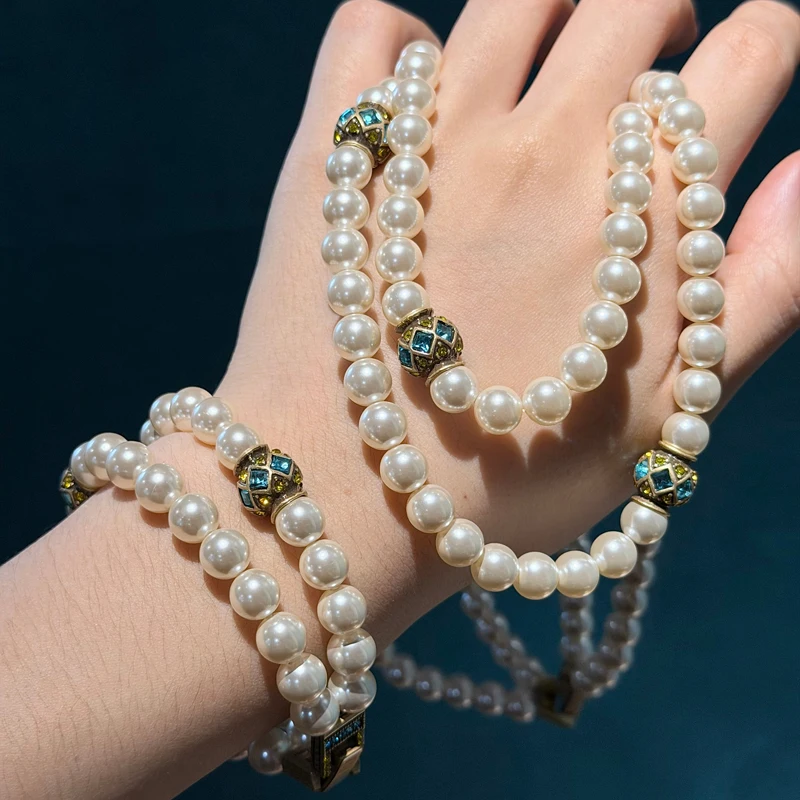 Vintage Beaded Layered Pearls Jewelry Set Natural Green Red Ball Gold Color Wedding Bridal Trends Quality For Women Accessories
Vintage Beaded Layered Pearls Jewelry Set Natural Green Red Ball Gold Color Wedding Bridal Trends Quality For Women Accessories