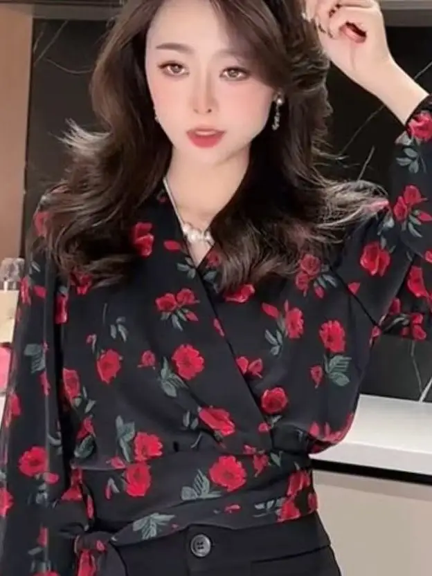 Floral Print Long Sleeve Loose Women's Shirt Sun Protection Spring Autumn 2026 New Design Hong Kong Style Slimming Top
Floral Print Long Sleeve Loose Women's Shirt Sun Protection Spring Autumn 2026 New Design Hong Kong Style Slimming Top