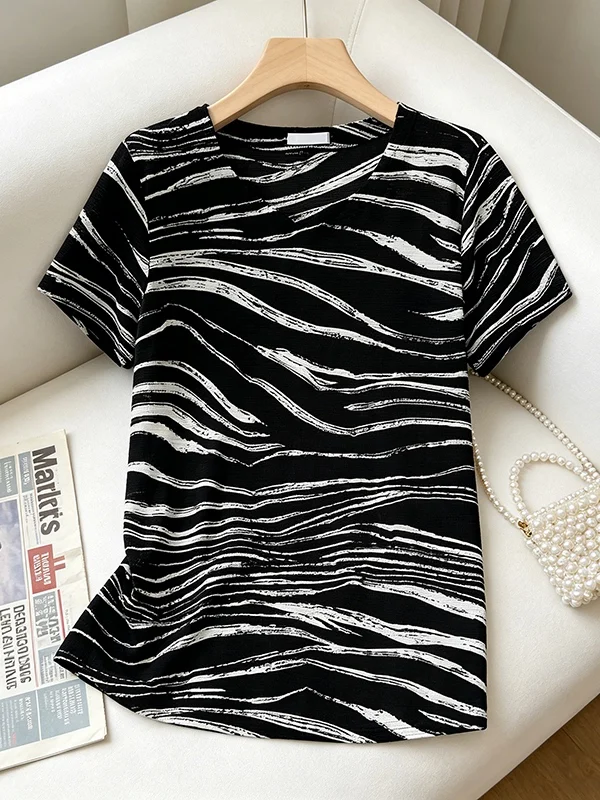 Loose Striped Short Sleeve V-Neck T-Shirt plus Size Women's Fashionable Summer 2026 Slimming Top Meat Concealing Korean Style
Loose Striped Short Sleeve V-Neck T-Shirt plus Size Women's Fashionable Summer 2026 Slimming Top Meat Concealing Korean Style