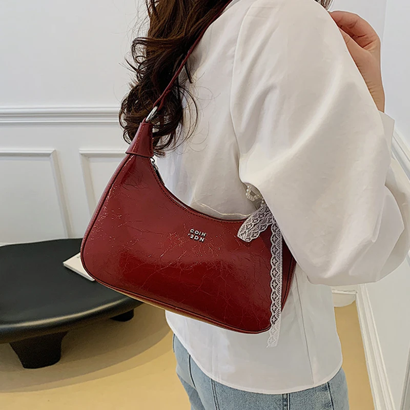 Premium and Niche Underarm Bag Women's Bag 2025 New trendy Summer Style Shoulder Bag Pleated Texture Underarm Bag
Premium and Niche Underarm Bag Women's Bag 2025 New trendy Summer Style Shoulder Bag Pleated Texture Underarm Bag