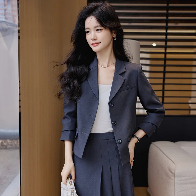 2024New Gray High-Grade Suit Suit Skirt Fashion Temperament Goddess Style Suit Jacket High-End Two-Piece Suit
2024New Gray High-Grade Suit Suit Skirt Fashion Temperament Goddess Style Suit Jacket High-End Two-Piece Suit