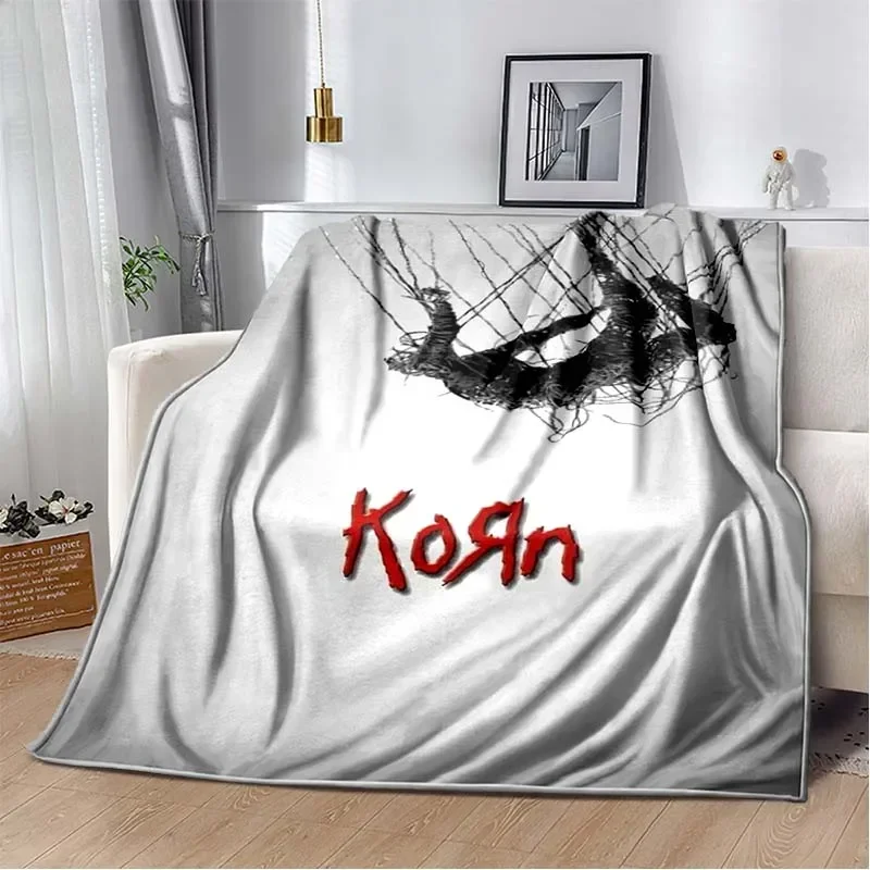 Модное фланелевое мягкое теплое одеяло с рок-группой K-Korn, ретро-кровать, спальня, гостиная, диван, одеяло, портативное одеяло для путешествий, пикника
Модное фланелевое мягкое теплое одеяло с рок-группой K-Korn, ретро-кровать, спальня, гостиная, диван, одеяло, портативное одеяло для путешествий, пикника