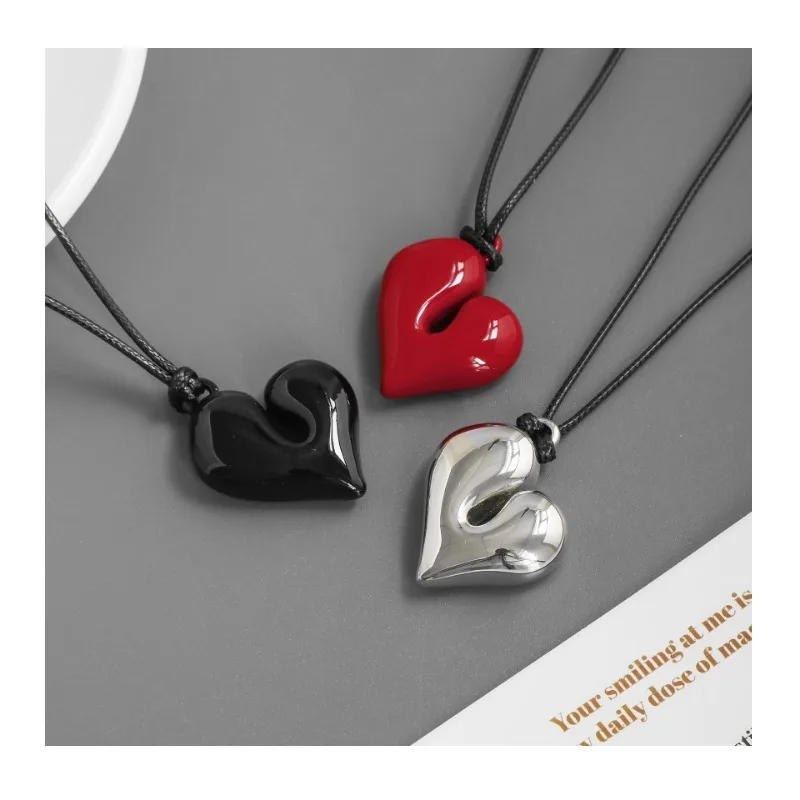 Summer Popular Love Necklace Korean Version of Simple Niche Sweet Cool Adjustable Irregular Love Collarbone Chain
Summer Popular Love Necklace Korean Version of Simple Niche Sweet Cool Adjustable Irregular Love Collarbone Chain