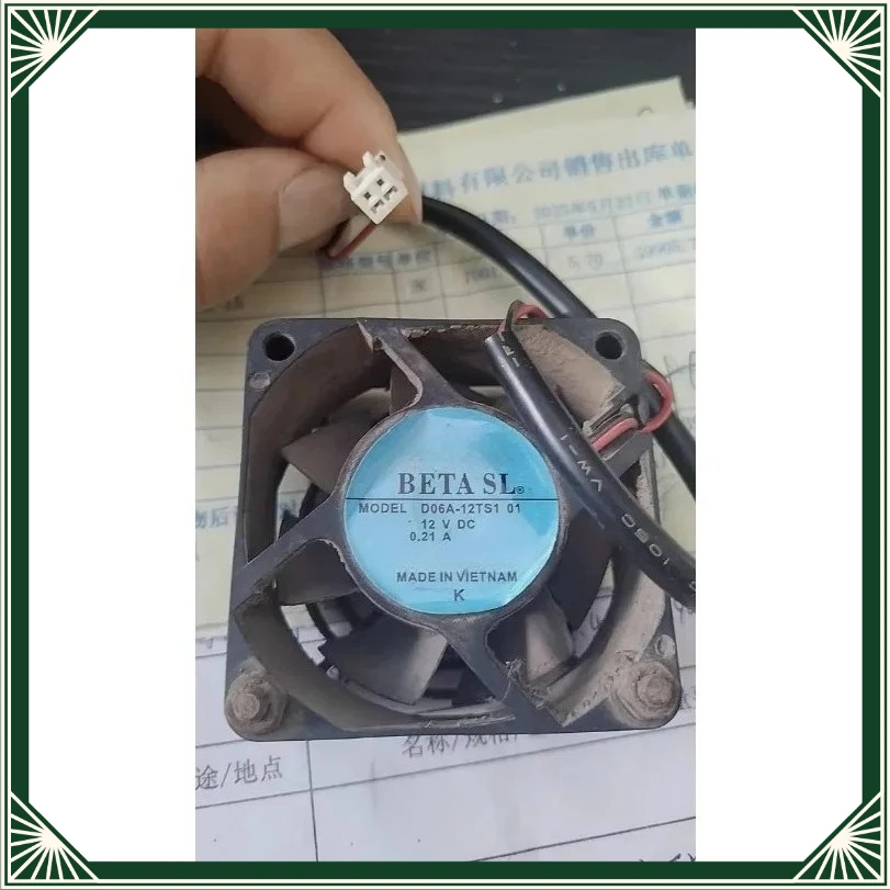 For NIDEC D06A-12TS1 02 DC12V 0.21A Fuji Inverter Cooling Fan
For NIDEC D06A-12TS1 02 DC12V 0.21A Fuji Inverter Cooling Fan
