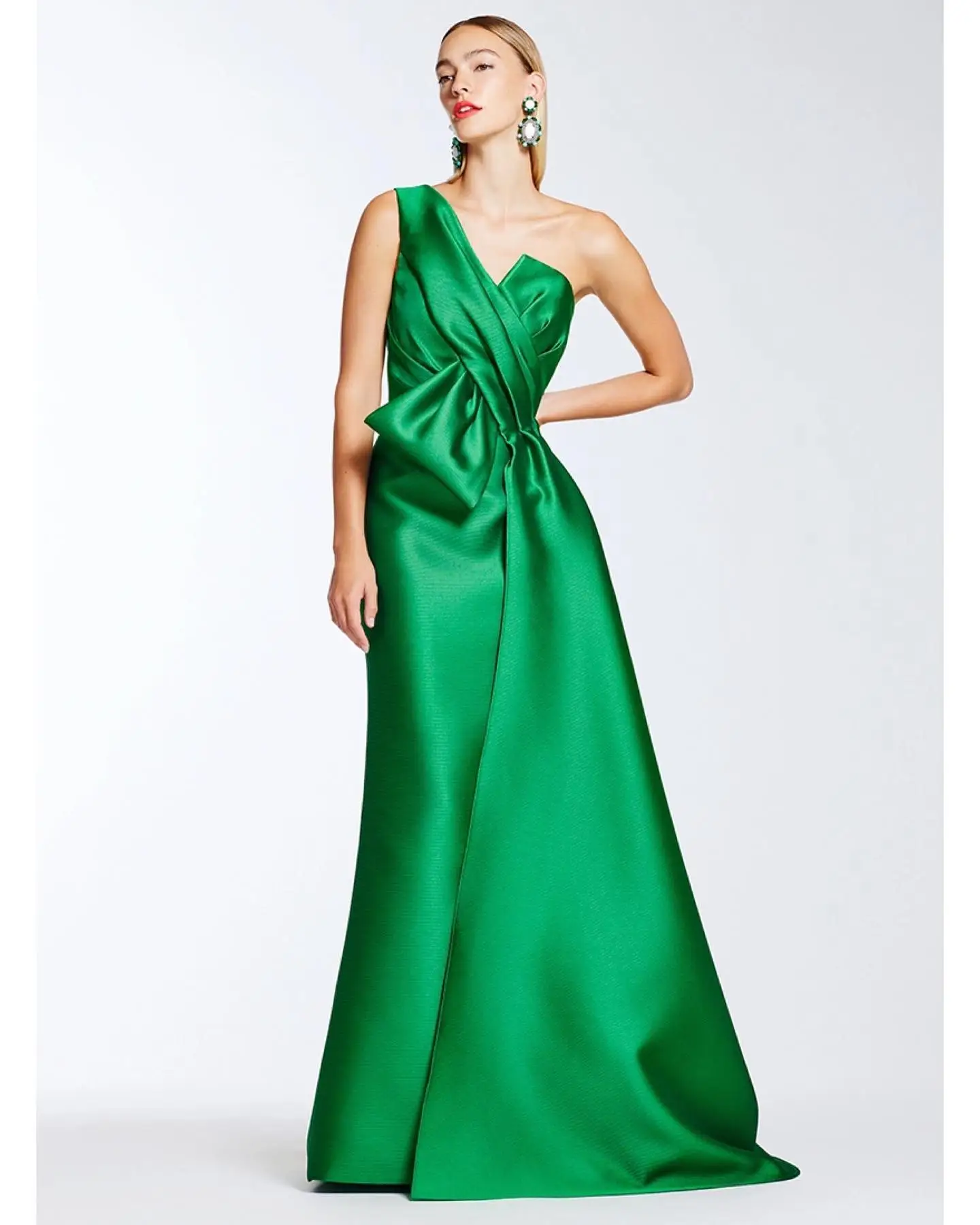 Customized Customized Classic Green Satin Vestido De Festa Simple Panel Train Evening Dress Mermaid One Shoulder and Bow Celebri
Customized Customized Classic Green Satin Vestido De Festa Simple Panel Train Evening Dress Mermaid One Shoulder and Bow Celebri