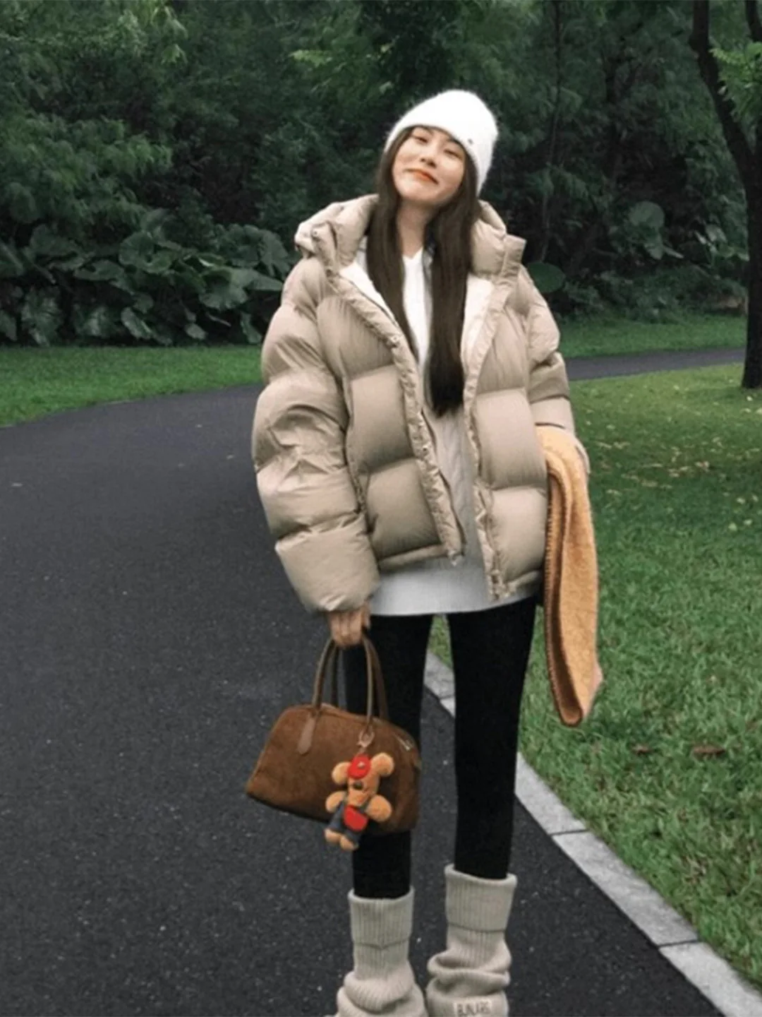 Loose Korean Sle Women's Cotton Jaet Hooded Coat plus Size Cute Small Bread Winter Outerwear Casual Streetwear
Loose Korean Sle Women's Cotton Jaet Hooded Coat plus Size Cute Small Bread Winter Outerwear Casual Streetwear