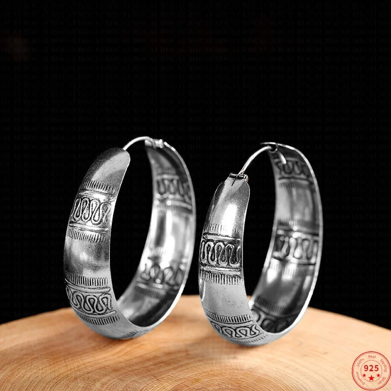 S925 Sterling Silver Charms Clips Earrings for Women Retro Pattern Ear Clips Ethnic Style New Fashion Jewelry Wholesale
S925 Sterling Silver Charms Clips Earrings for Women Retro Pattern Ear Clips Ethnic Style New Fashion Jewelry Wholesale