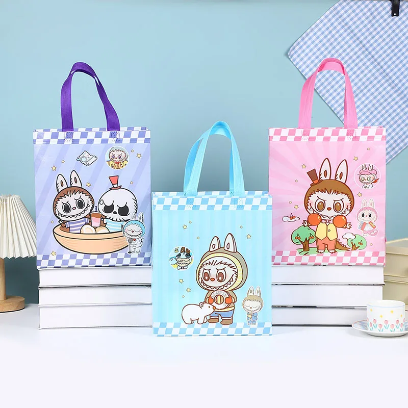 5/10pcs Labubu Cartoon Gift Packaging Kids Candy Festival Gift Bag Non-woven Fashion Handbag Shopping Bag Takeaway Bag Gifts
5/10pcs Labubu Cartoon Gift Packaging Kids Candy Festival Gift Bag Non-woven Fashion Handbag Shopping Bag Takeaway Bag Gifts