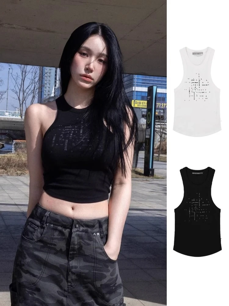 American Street Casual Camisole Vest for Women O-neck Slim Fit Sleeveless Halter Tops Mujer 2025 Summer New Bottoming Tank Top
American Street Casual Camisole Vest for Women O-neck Slim Fit Sleeveless Halter Tops Mujer 2025 Summer New Bottoming Tank Top