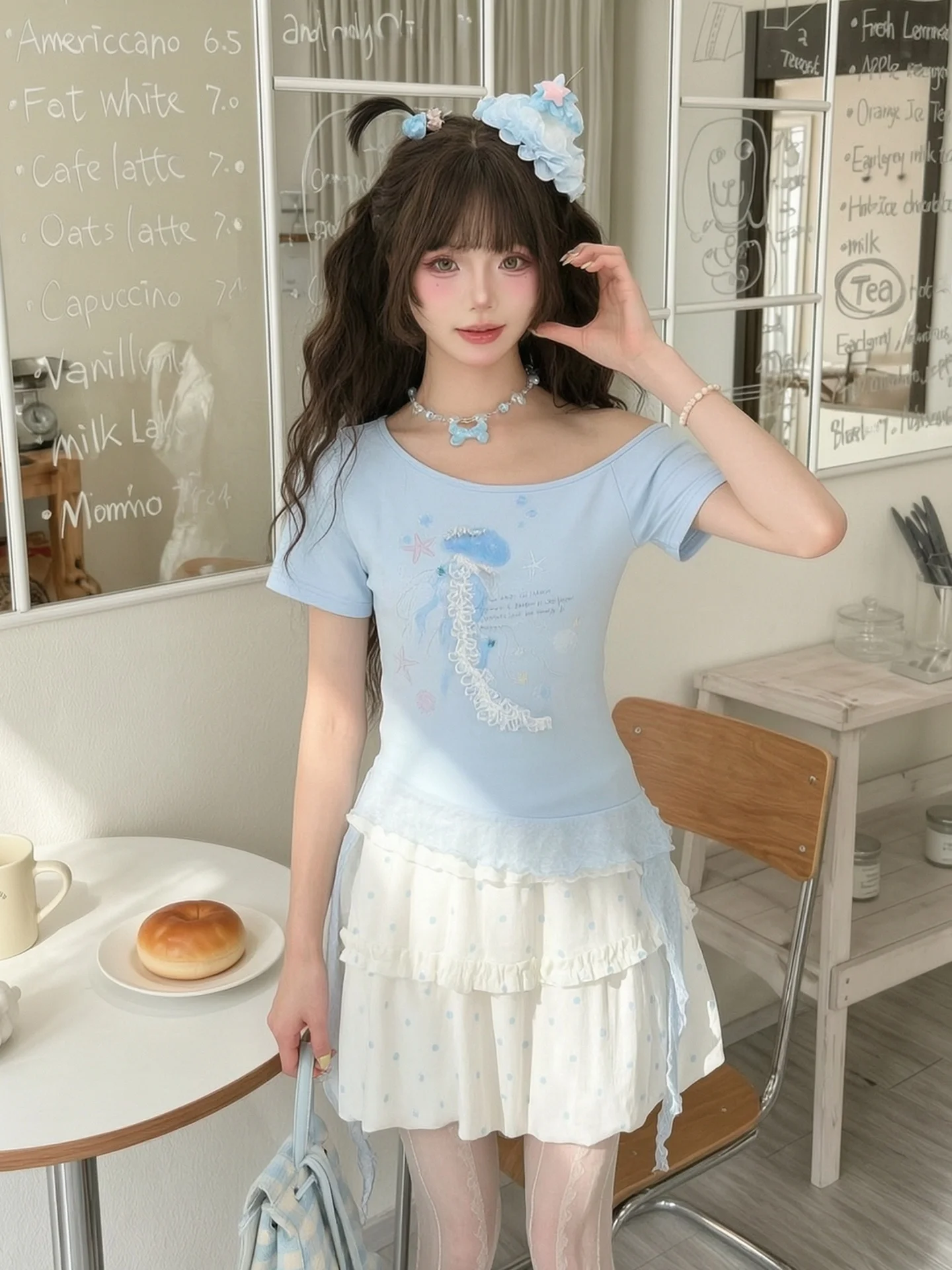 Sweet Style Slim Fit Shoulder T-Shirt Women's Summer Short Sleeve Print Lace High Waist Casual Cotton Polyester Spandex Tee
Sweet Style Slim Fit Shoulder T-Shirt Women's Summer Short Sleeve Print Lace High Waist Casual Cotton Polyester Spandex Tee