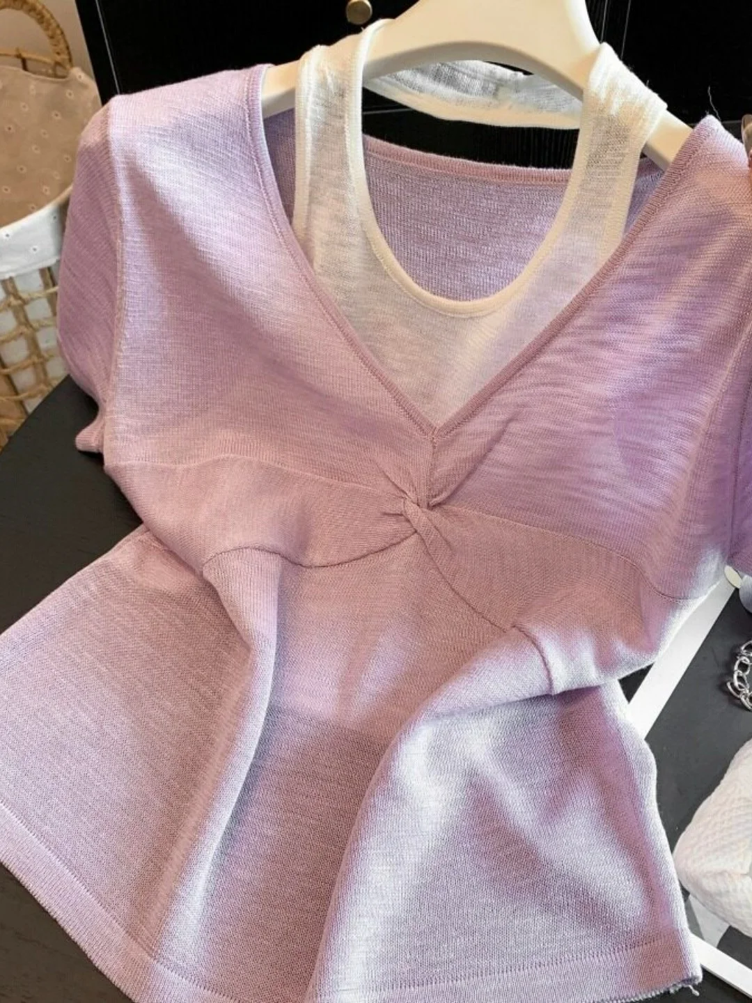 Elegant Short Sleeve Knitted Neckline Top for Women Summer Slimming Korean Style Fake Two-Piece Hang Neck Fashionable Women's...
Elegant Short Sleeve Knitted Neckline Top for Women Summer Slimming Korean Style Fake Two-Piece Hang Neck Fashionable Women's...