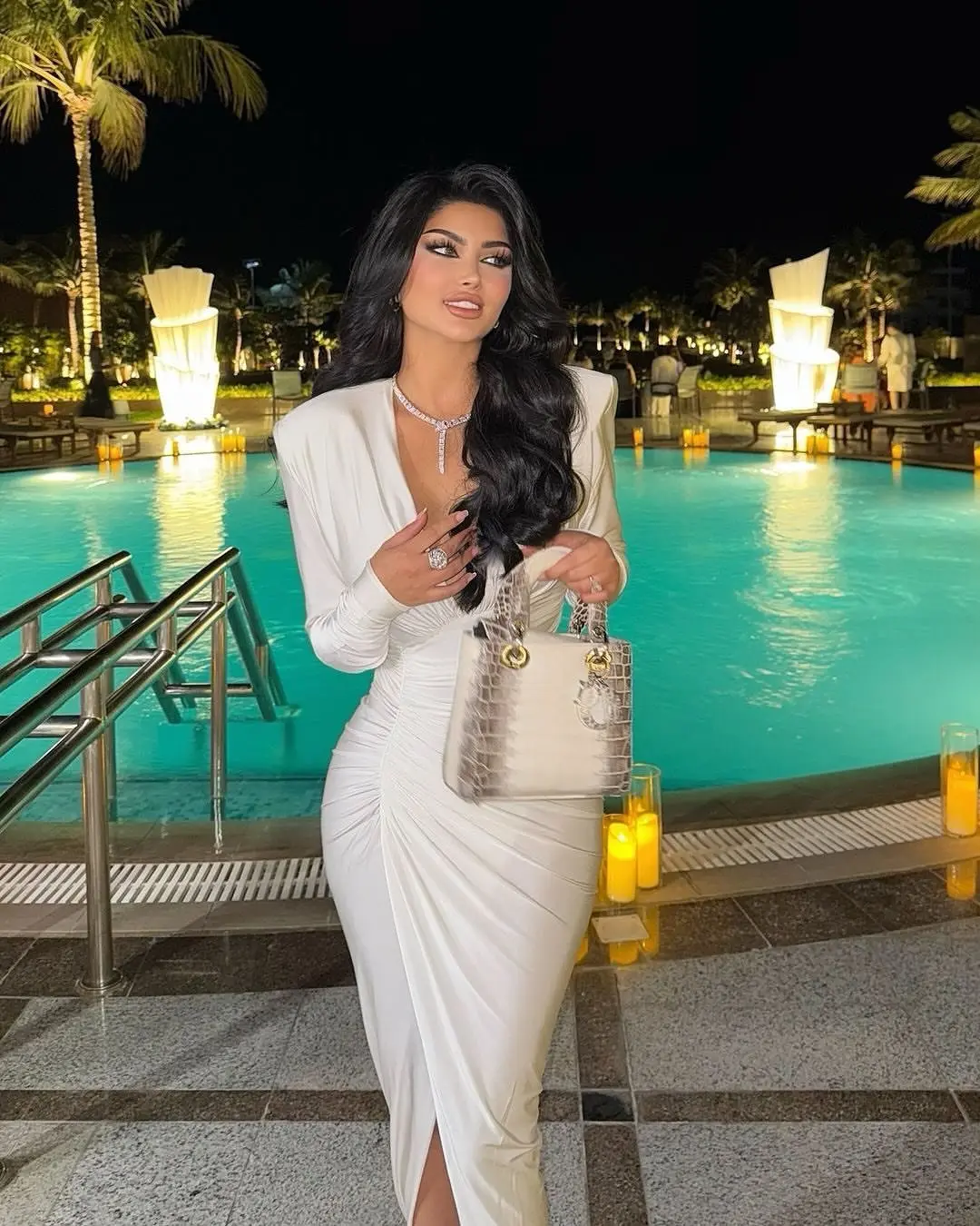 Customized Mermaid Long Sleeves Prom Dresses V Neck Pleated Floor Length Party Dresses Front Split Evening Dresses
Customized Mermaid Long Sleeves Prom Dresses V Neck Pleated Floor Length Party Dresses Front Split Evening Dresses