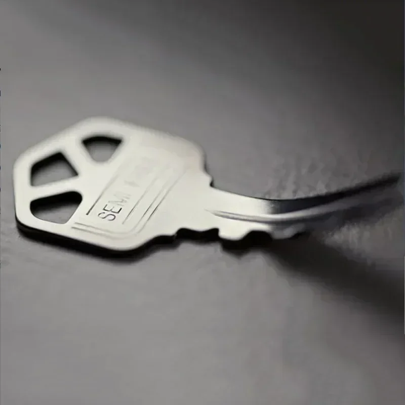 Shift V2 Shift Self Bending Key Magic Tricks Self Bending Mind Bend Metal Close up Street Illusions Gimmicks Mentalism Prop
Shift V2 Shift Self Bending Key Magic Tricks Self Bending Mind Bend Metal Close up Street Illusions Gimmicks Mentalism Prop
