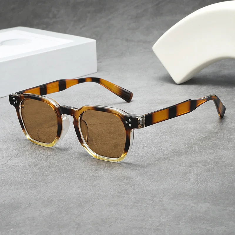 Men Vintage Rectangle Frame Sunglasses Fashion Retro Climbing Sun Glasses Luxury Design UV400 Shades Eyewear Women Beach
Men Vintage Rectangle Frame Sunglasses Fashion Retro Climbing Sun Glasses Luxury Design UV400 Shades Eyewear Women Beach