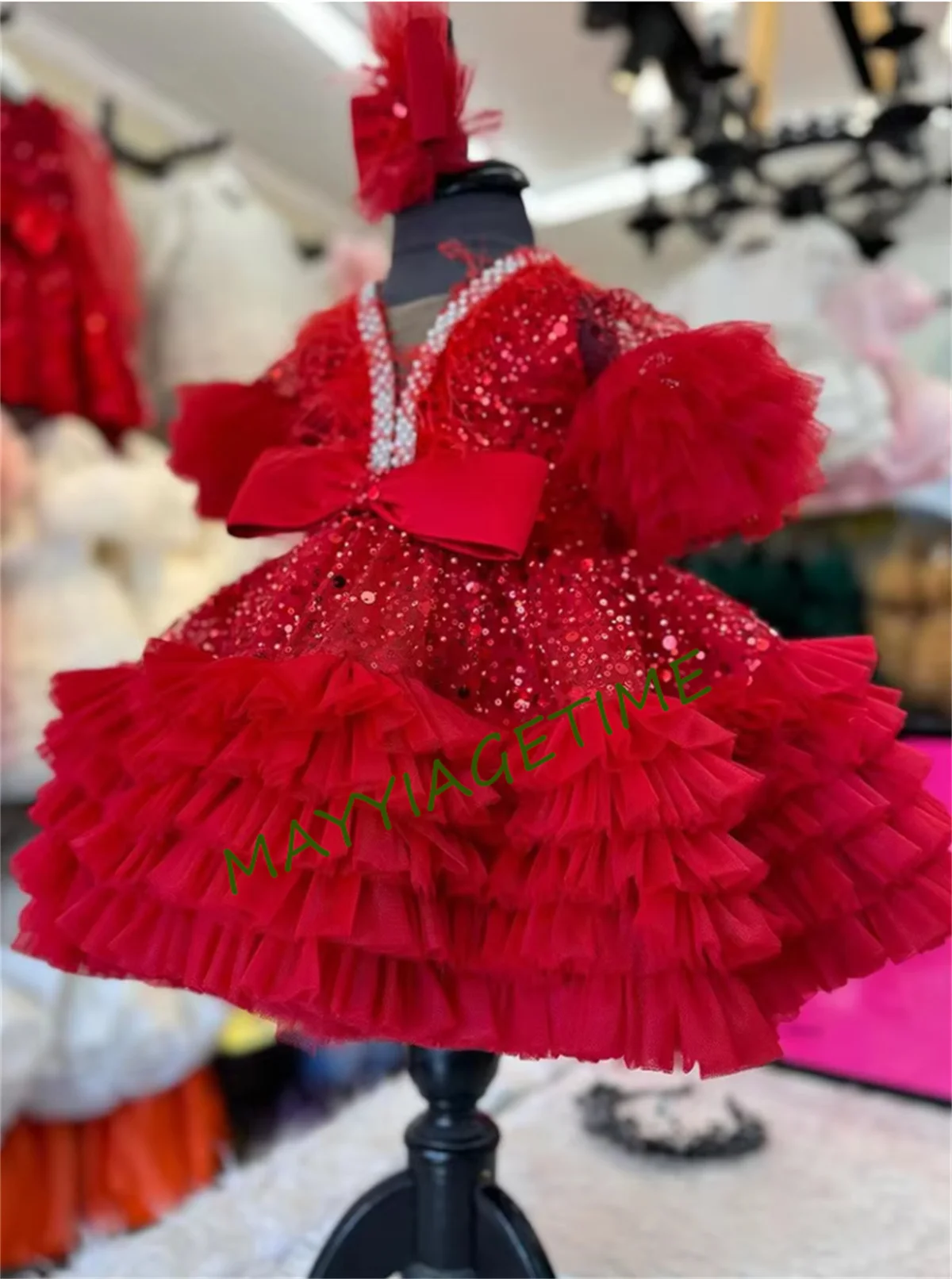 CuteNew Luxurious Child Birthday Party Dress Sparkly Girl Wedding Party Dress Puff Flower Girl Dress V-neck Baby Dress First Gow
CuteNew Luxurious Child Birthday Party Dress Sparkly Girl Wedding Party Dress Puff Flower Girl Dress V-neck Baby Dress First Gow