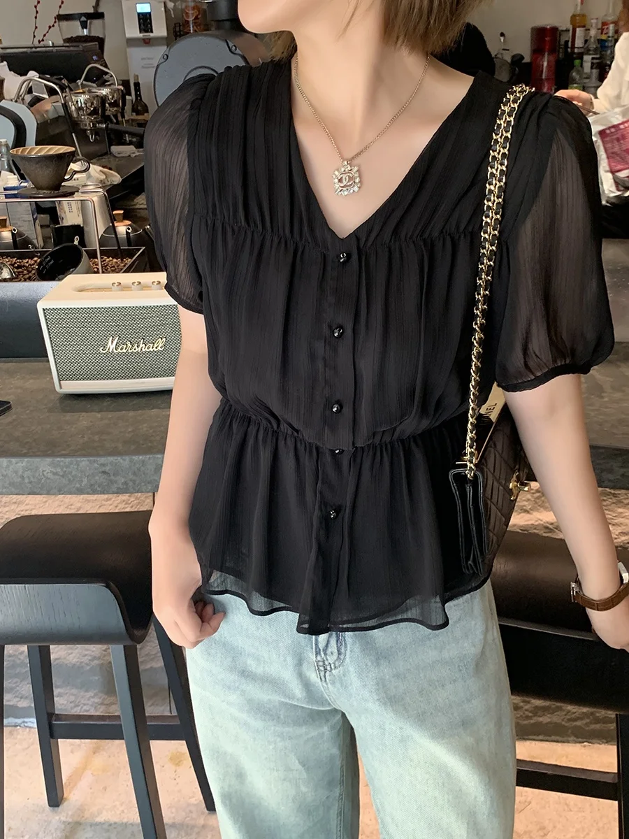 Ele High Waist ort Sve irt Women's Slim Fit V-Ne Versatile irt Ladylike Commute Sle Pure Color Summer 2023
Ele High Waist ort Sve irt Women's Slim Fit V-Ne Versatile irt Ladylike Commute Sle Pure Color Summer 2023