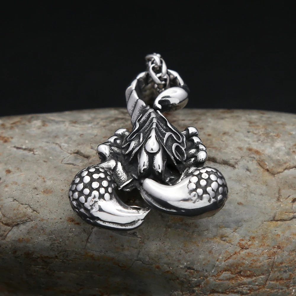 Gothic Fashion Animal Scorpion King Pendant Necklace Stainless Steel Men's Unique Punk Metal Sliding Pendant Party Jewelry Gifts
Gothic Fashion Animal Scorpion King Pendant Necklace Stainless Steel Men's Unique Punk Metal Sliding Pendant Party Jewelry Gifts